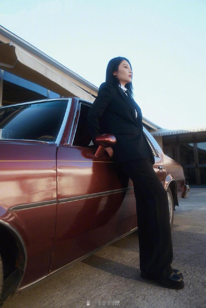 徐冬冬首部迷雾剧场剧集 徐冬冬首部迷雾剧场剧集，搭档实力阵容，疯批大嫂解锁悬疑新