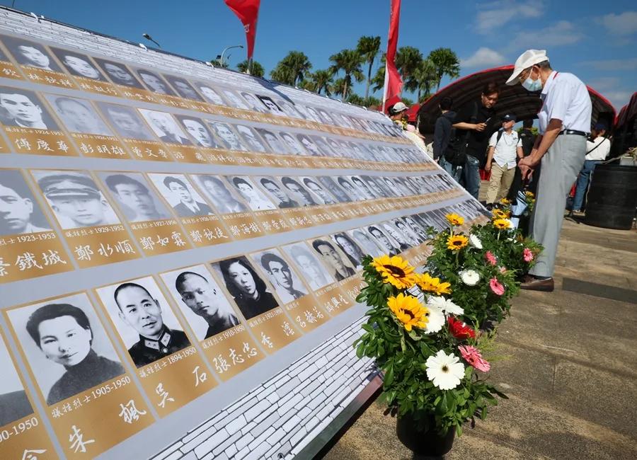 国民党郑丽文出席中国台湾统派祭拜活动，给民进党气坏了

11月8日，国民党郑丽文