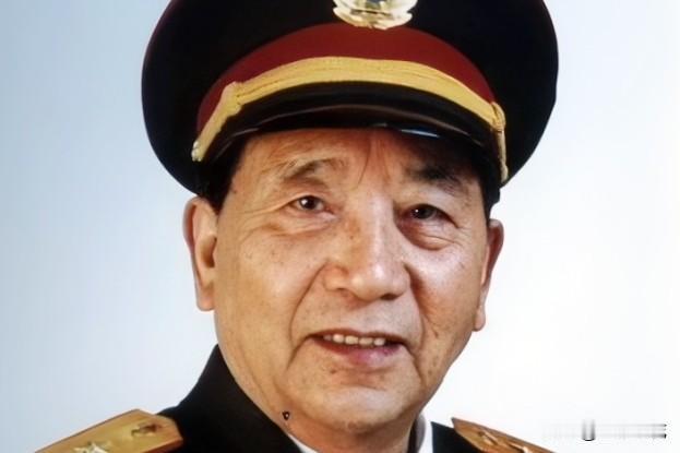 1936年，秦基伟被马家军俘虏后隐瞒身份，叛徒却大喊：他是团长，不是伙夫！暴露后