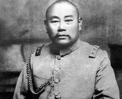 1913年，陆荣廷在柳州枪杀刘古香时，问刘古香有何话讲，刘古香则一脸愤恨地说道：