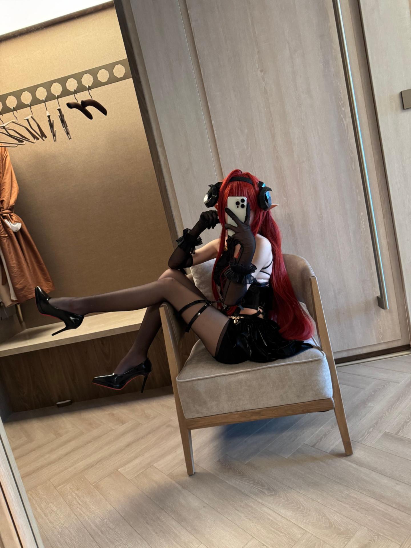 谈到魅魔你就老实了。