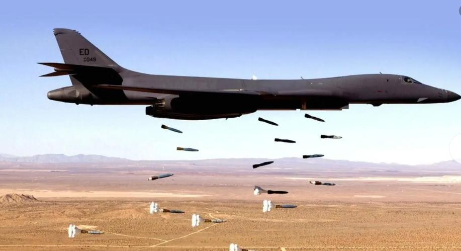 中美一旦开战，美国会不会轰炸中国？
 
我想这是一个很多人都关心的问题，尤其是最