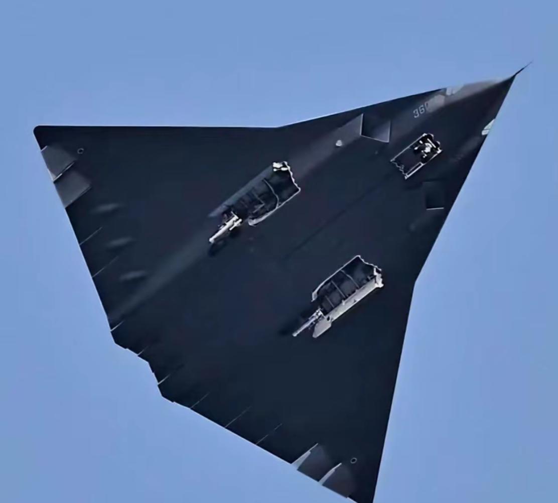 中国六代机接近量产，美国的还在PPT上，仍然洋洋得意嘲讽中国
根据媒体报道，美国