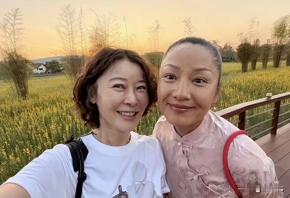 春节期间，胡兵的最佳搭档，多年好友瞿颖瞬间老了
和柯蓝在泰国清迈度假的瞿颖，梳着