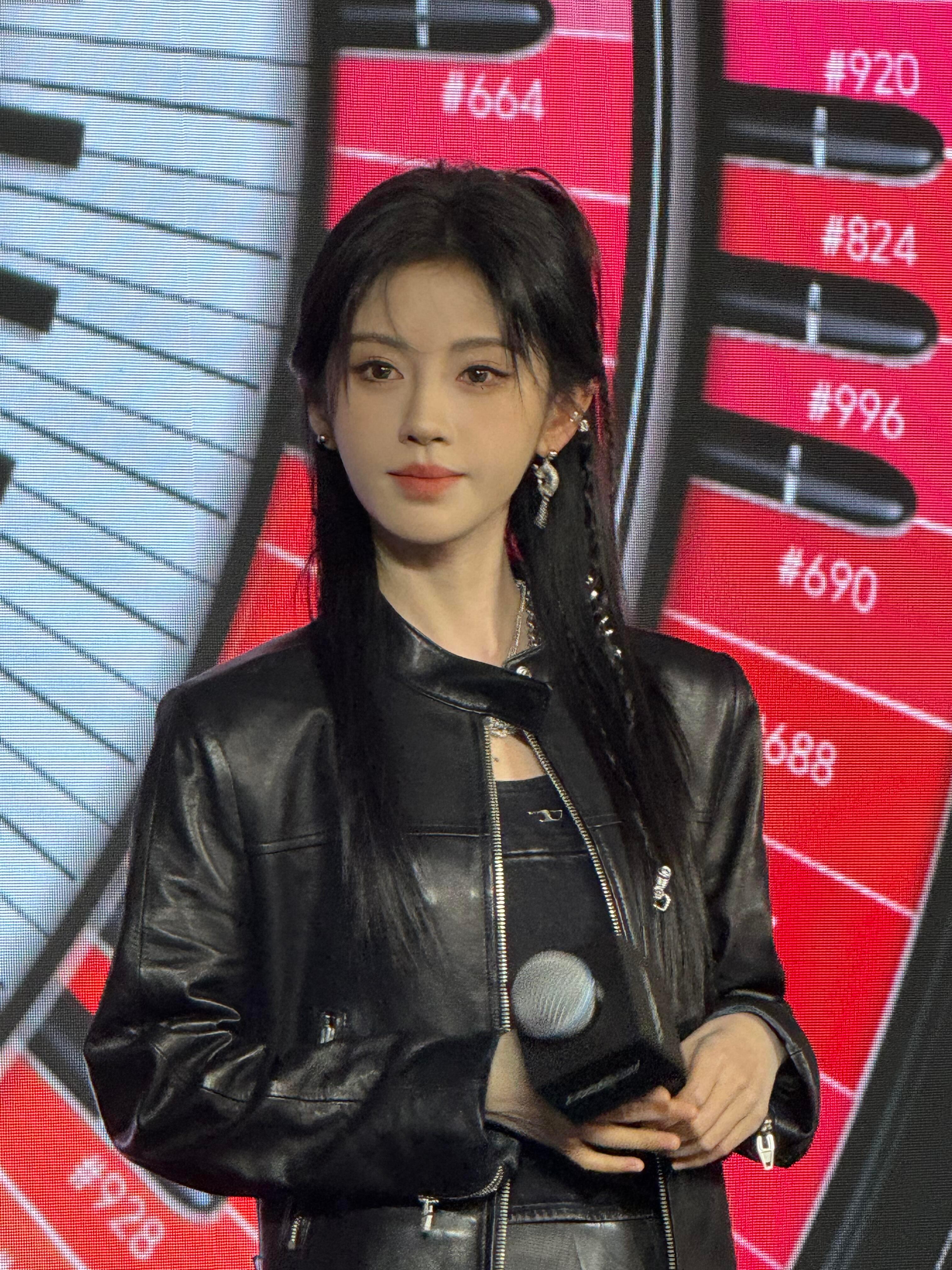 鞠婧祎 小鞠怎么可以这么美！！生图直出！ ​​​