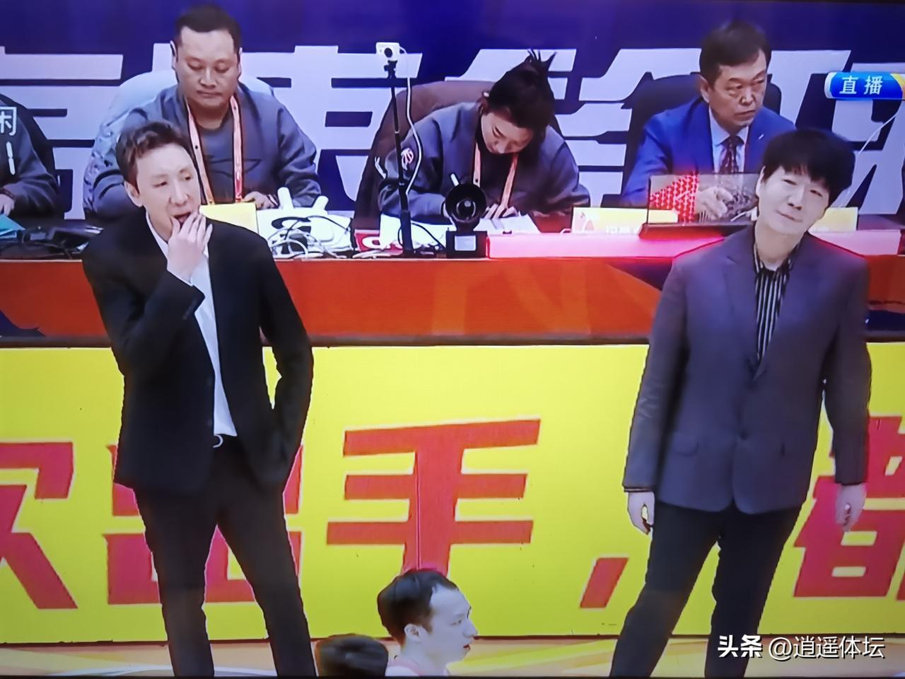 江苏肯帝亚104：113不敌山东高速男篮，江苏主教练易立表示不服！
      