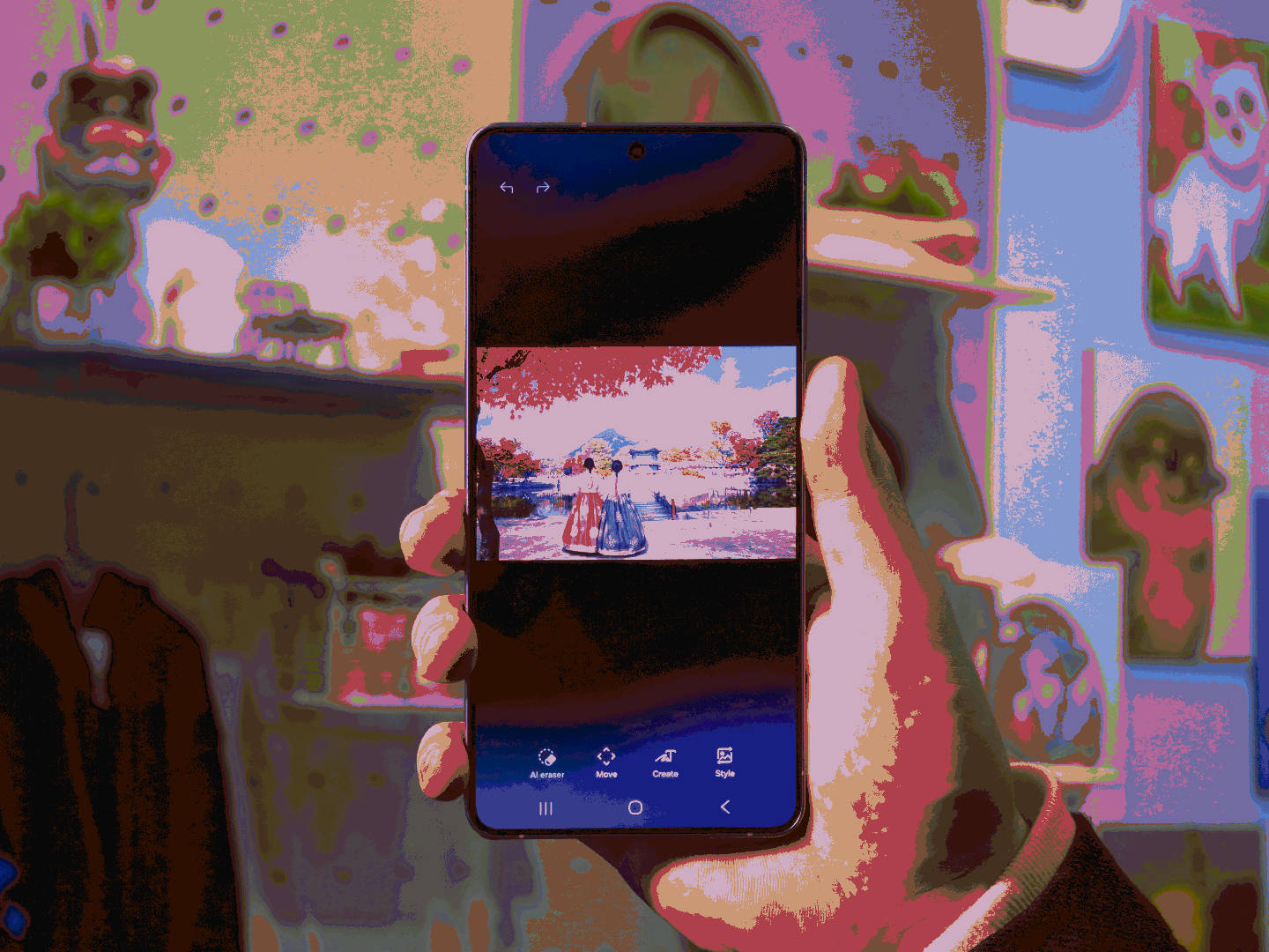 你们有没有过这种经历？在地铁上回个微信，有人总想偷看？开会时有人瞄你屏幕？刷个银