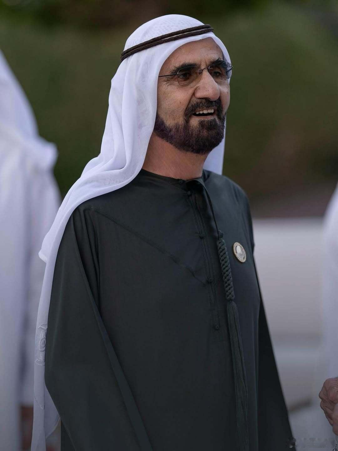 迪拜王室🇦🇪1月3日，迪拜酋长穆罕默德在扎比尔宫会见商界领袖、政要和高级官员