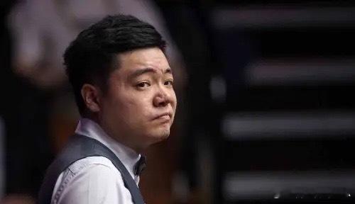 世锦赛冠军的长局赛制，真不合适丁俊晖，长局制就是短板精力无法集中！第二阶段，丁俊