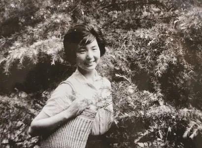 1969年，二十岁的蒋美华从上海一所技工学校毕业。这一年，上山下乡运动正在轰轰烈