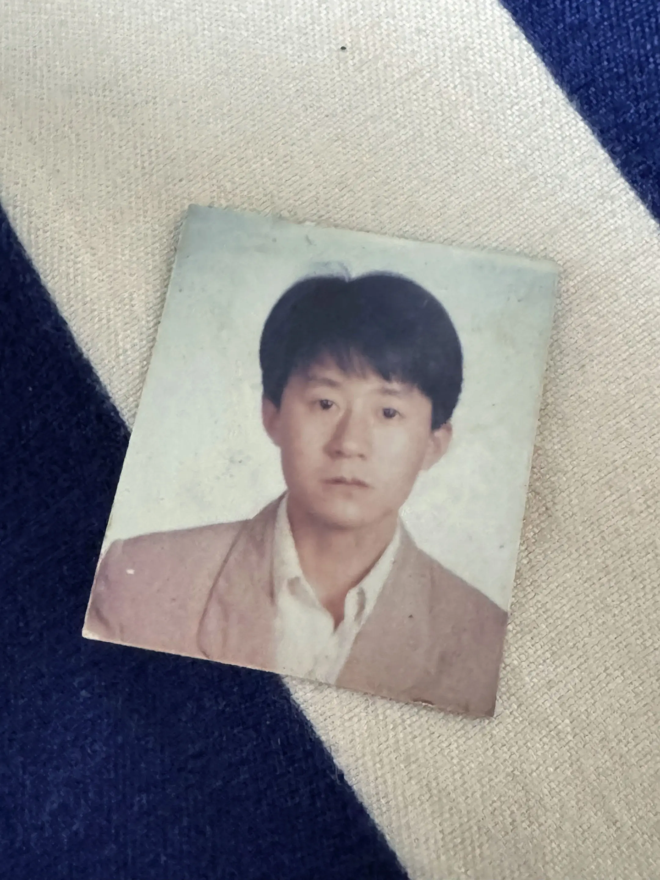 爸爸年轻时候真的很像韩剧欧巴😌