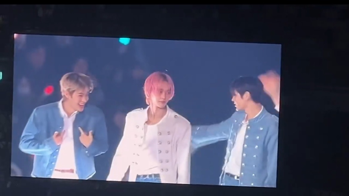 被熙儿的高能量感染得有点想哭🥲明明自己练舞加上拍摄是受累的那一个，可到了舞台上