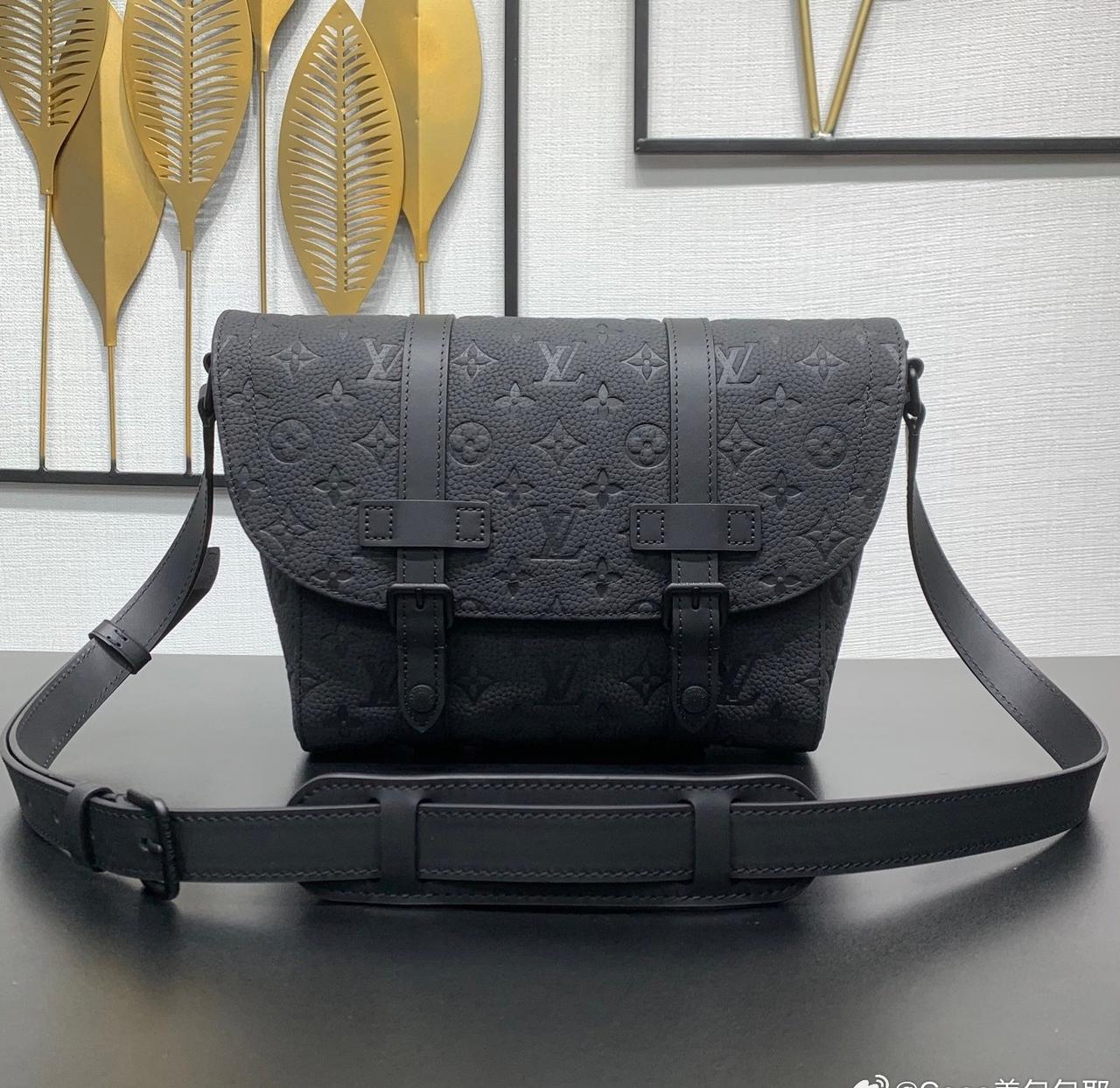 广州冰雹如拳，砸碎午后宁静。车窗裂网，街市狼藉，自然之怒令人战栗。lv邮差包 但