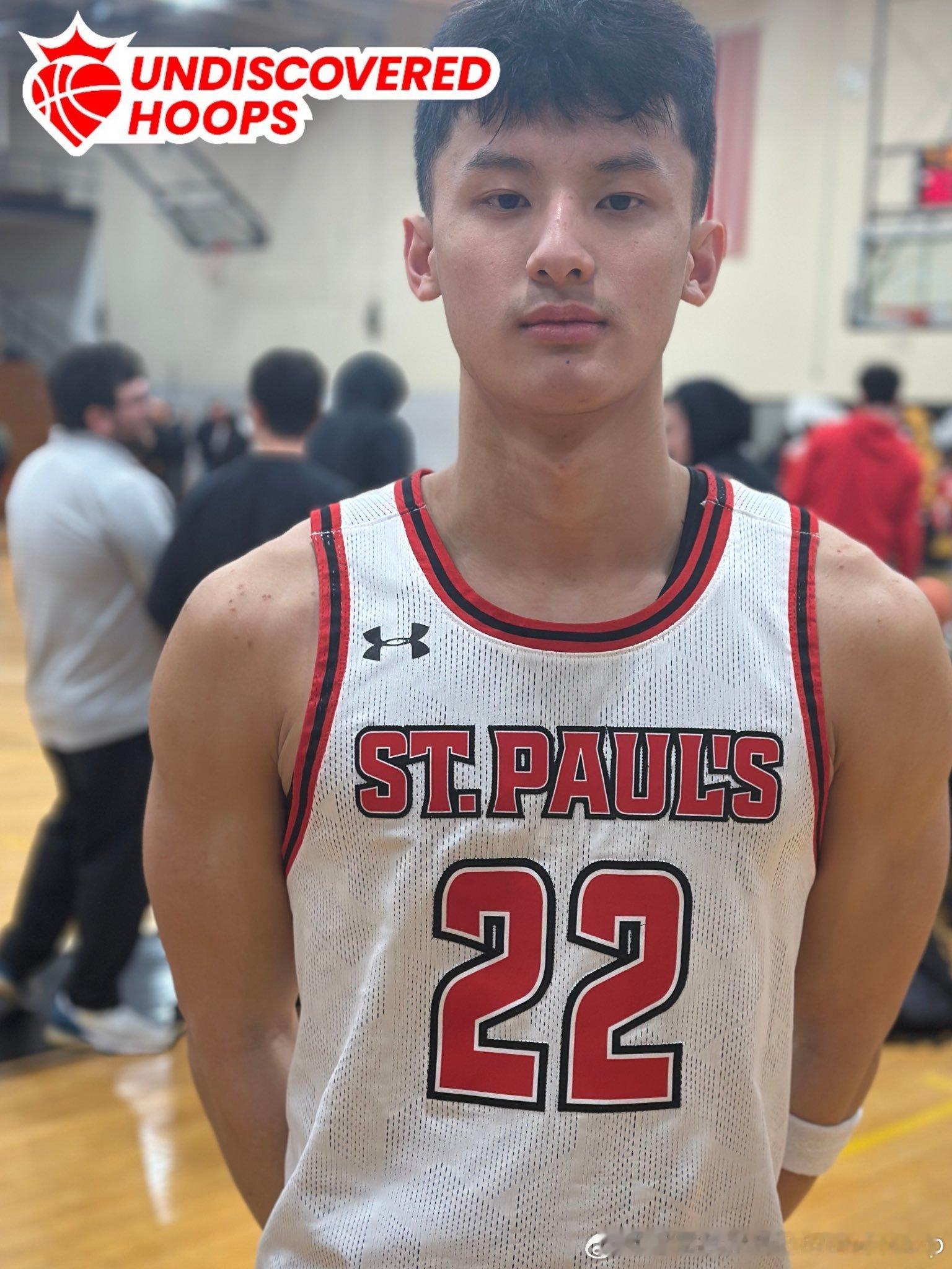 Hoophall Prep Showcase，St. Paul的华裔后卫黄辉辉得