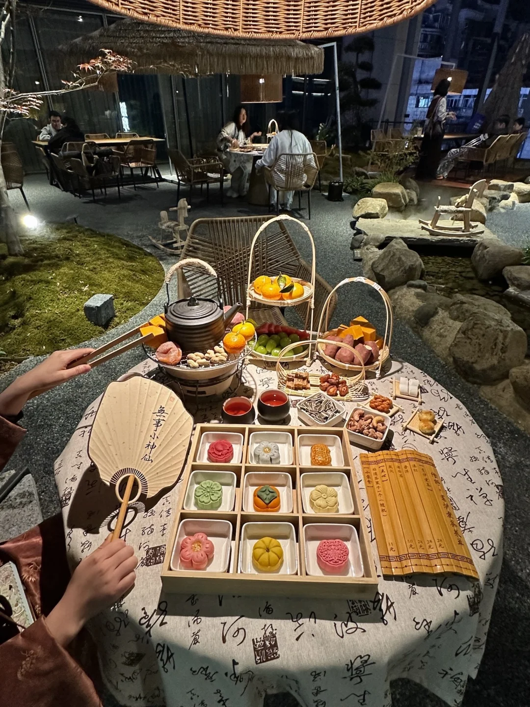 杭州！！愿意和好朋友一直去的……