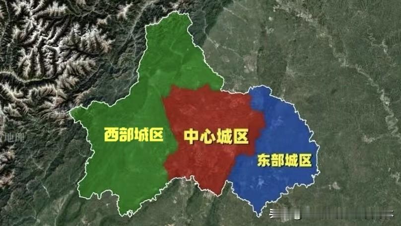 建议成都构建“全域主城”新格局，将西部区域升级为“西部城区”，与中心、东部城区形