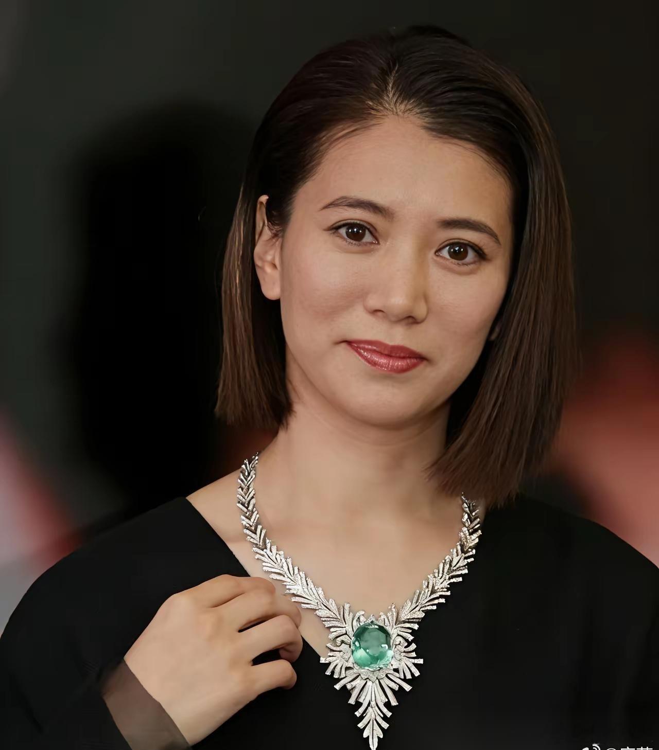 看完袁咏仪这段综艺访谈，彻底被她的格局所折服，终于懂了她为什么稳赢婚姻几十年！普