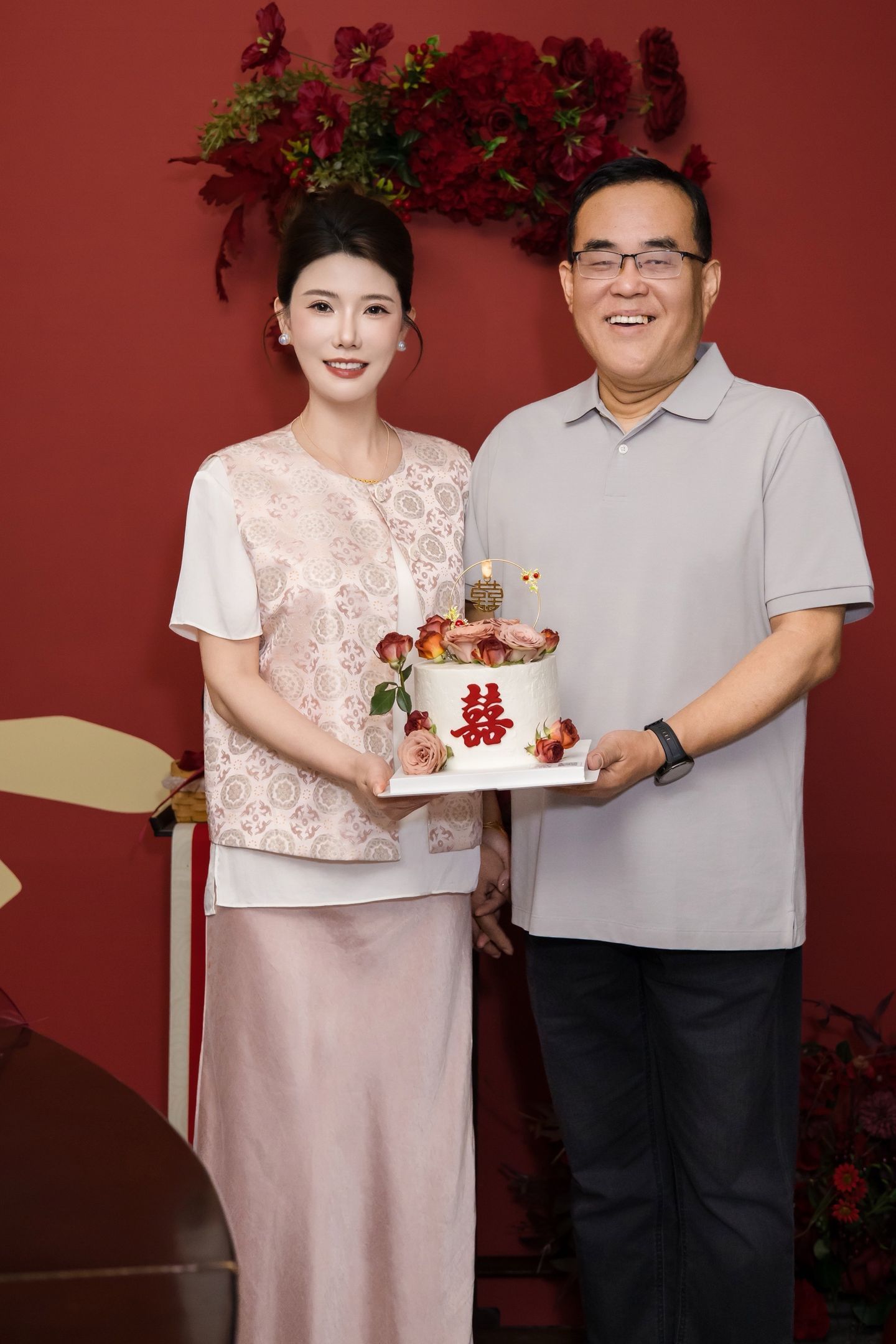 网友热评: 我滴妈啊，不是姐妹上个班没那么累 