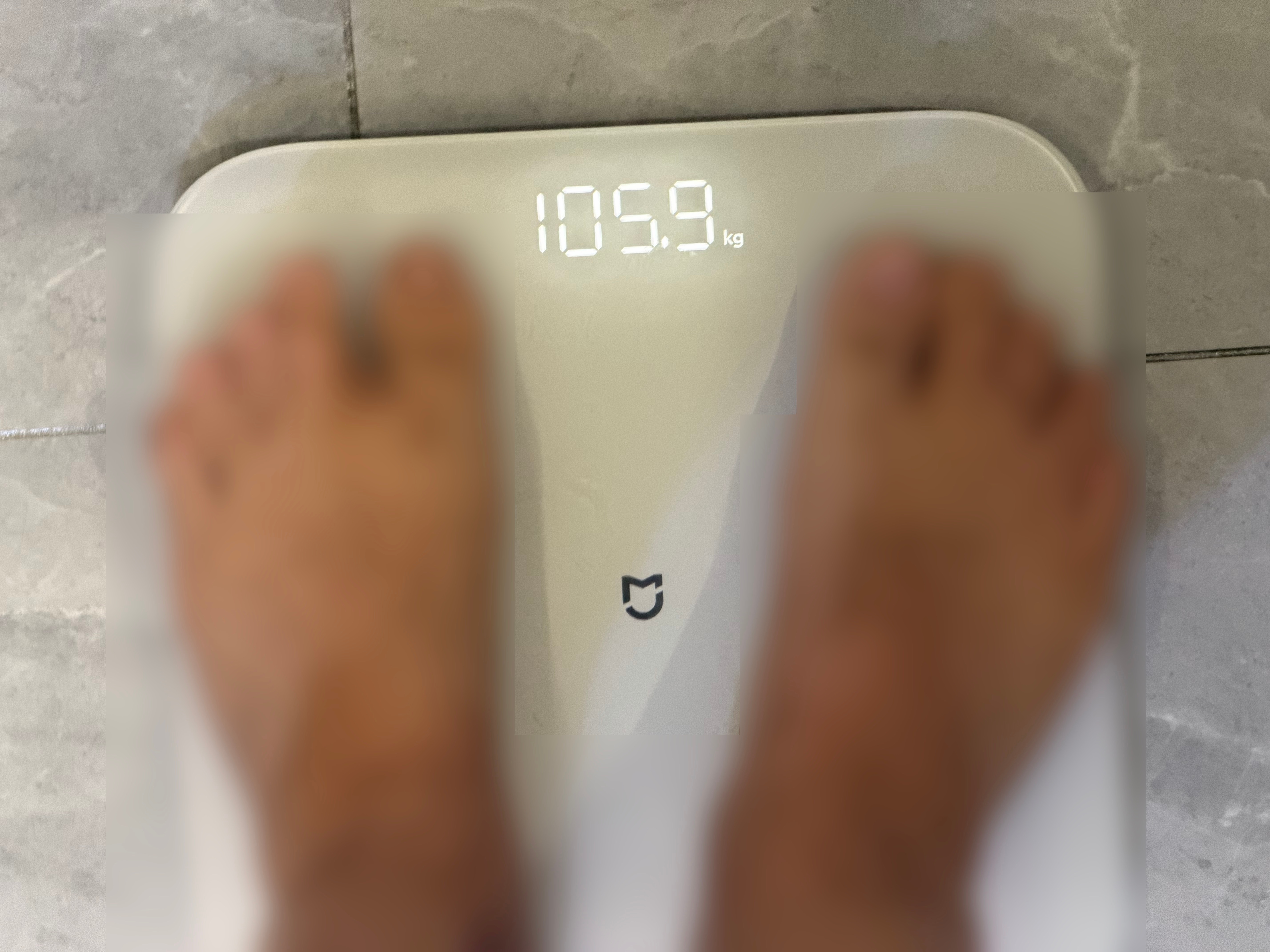 早，简单一口去公司，准备周日开始恢复轻度训练。进入8月10日之后，我们的业务会慢