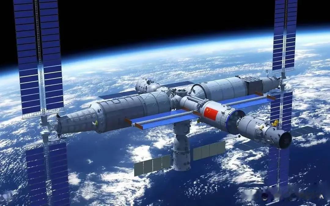 太空生活揭秘：神舟十八号宇航员的“吃喝拉撒”与排泄物处理

在浩瀚的太空中，神舟
