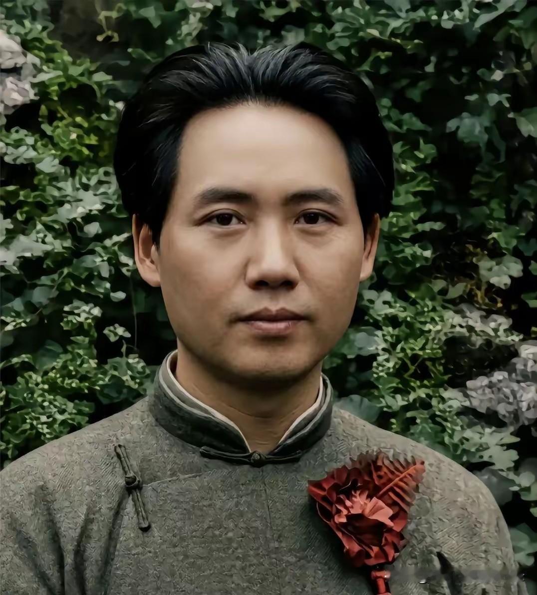 永远怀念毛主席！"人民万岁”！民心所向，深切缅怀敬爱的伟大领袖毛主席，人民心中的