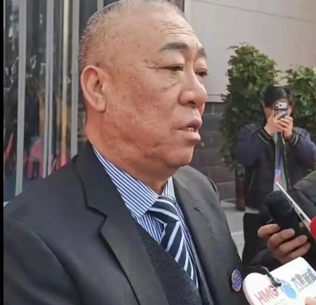 河南矿山的老板崔培军与众不同，连下三道指令就把公司给“停”了
河南矿山老板崔培军
