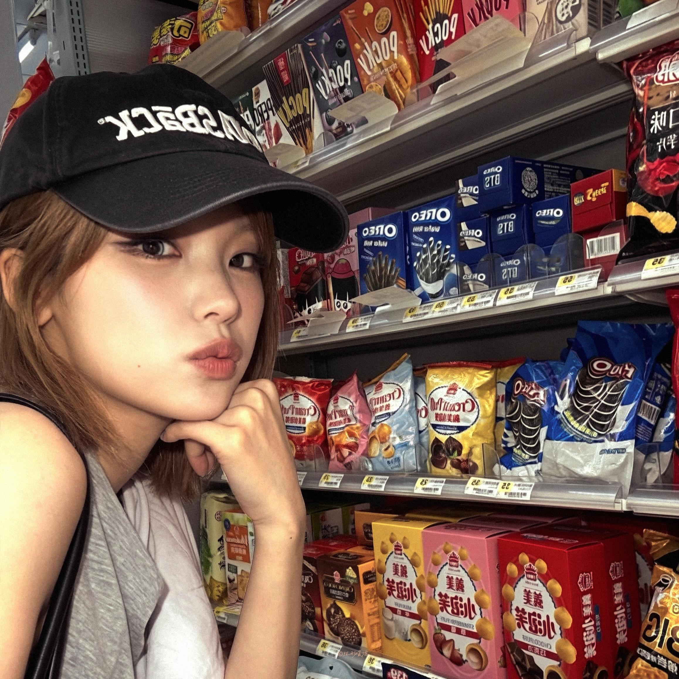 yeji 黄礼志🥨 