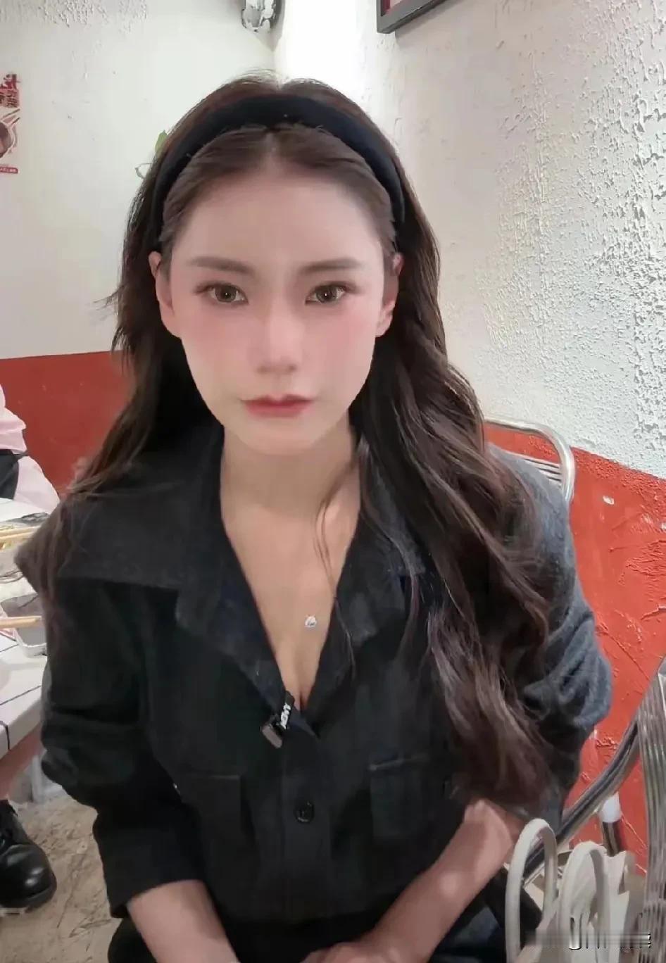 马筱梅，开干了

马筱梅29号要直播了
这次在自己账号上播

​她说会分享盘发护