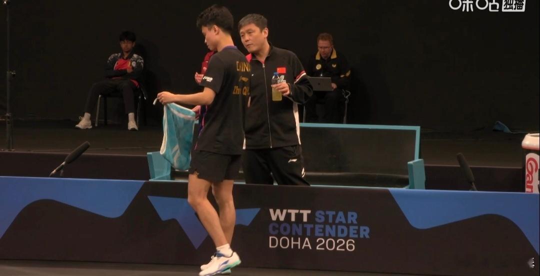2026年1月18日多哈赛场燃炸时刻，7号周启豪今日满电出击，与奥恰洛夫五局鏖战