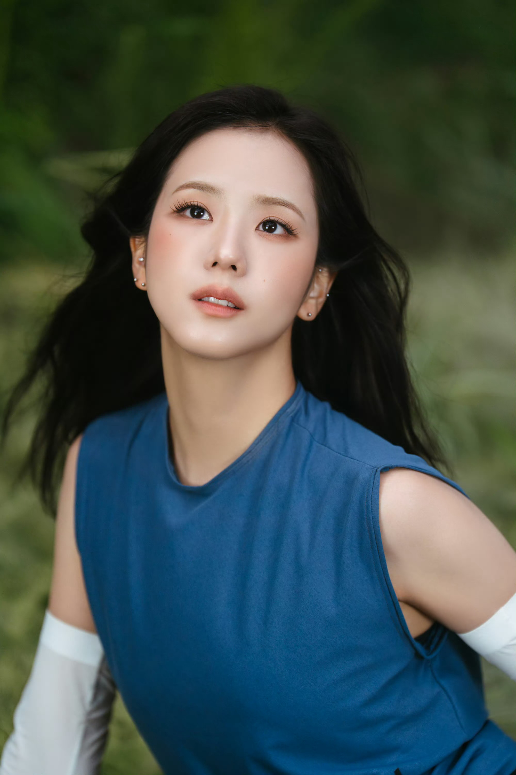 kimjisoo 萨洛蒙广告大片• 造型师 | JAYOUNG CHOI• 造型