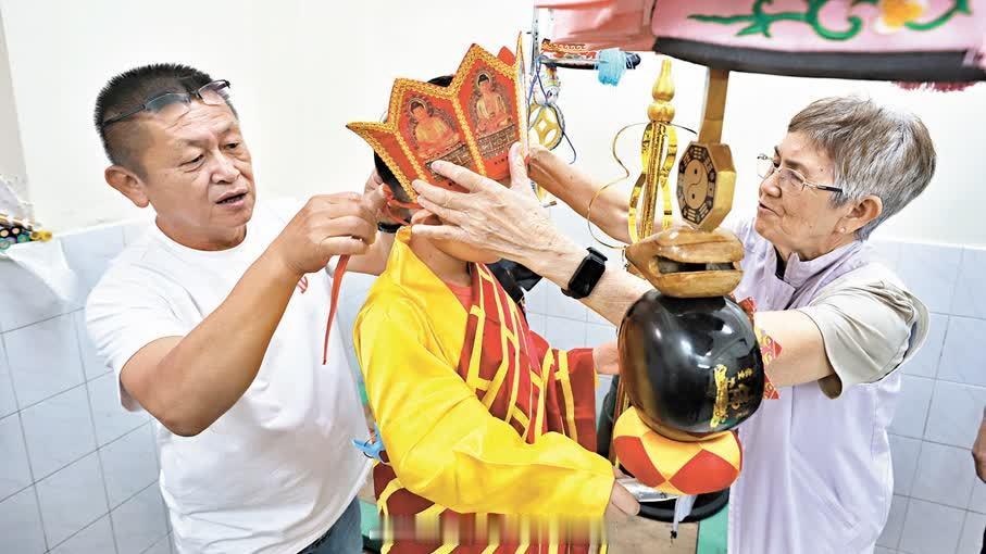 国际大都会香港 国际金融中心香港 「（多圖）香港離島长洲太平清醮 ｜飄色造型曝光