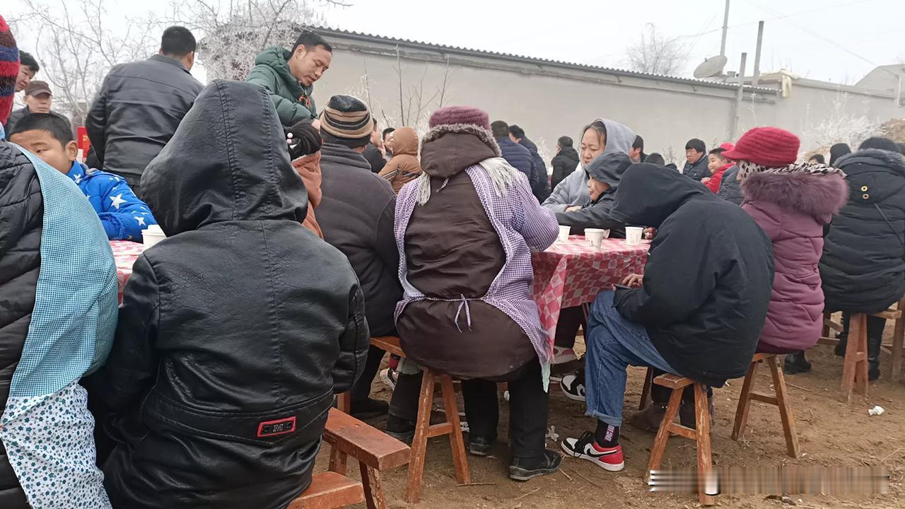  邻近年关还有娶媳妇的太热闹了