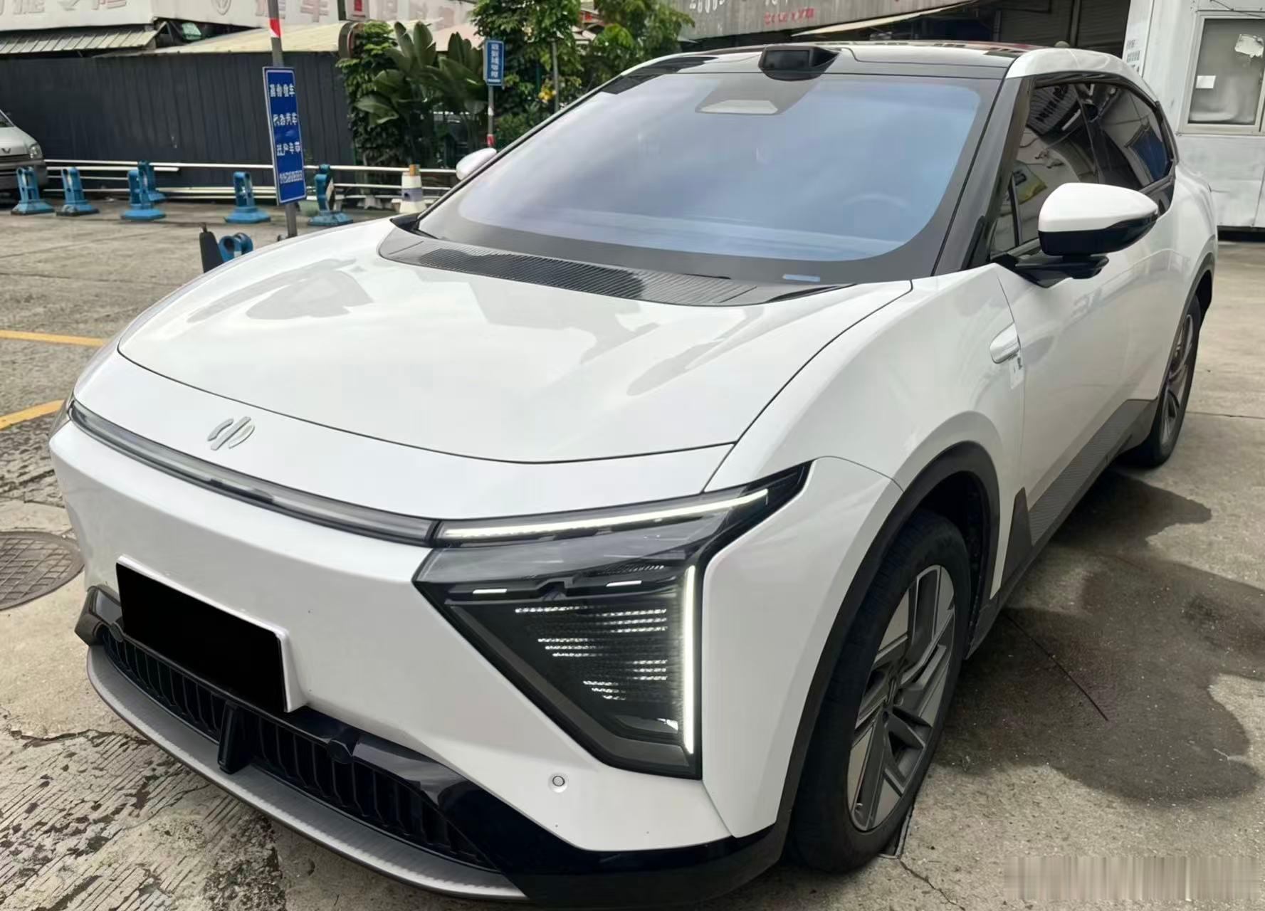 2023年7月  高合Y 3万公里  批发9万大 