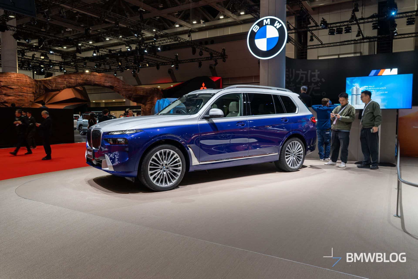 据外媒 BMW Blog 报道，宝马计划把明年推出的全新 X7 进一步推向更高端