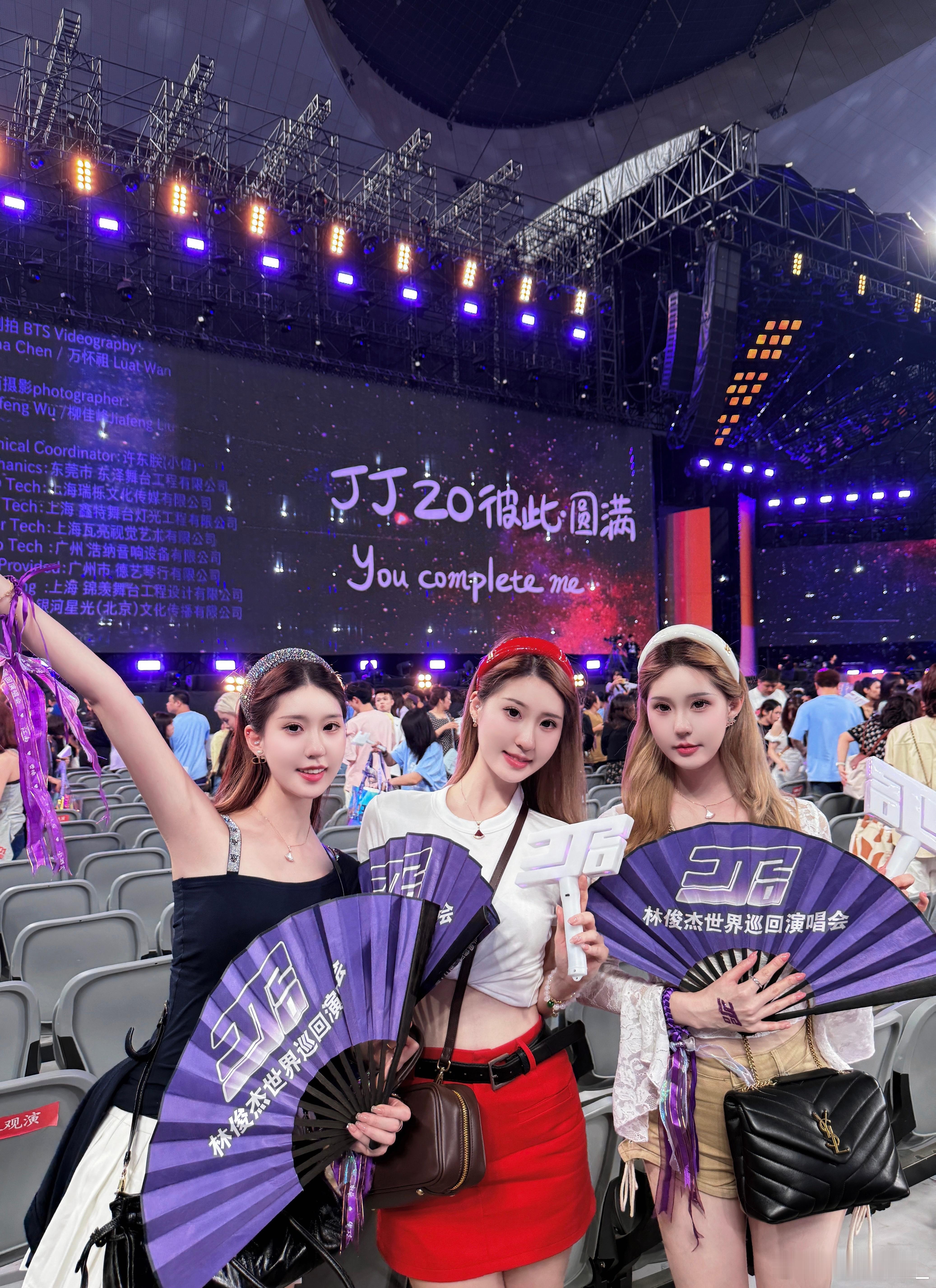 𝑱𝑱𝟐𝟎 彼此圆满💜厦门场太值得啦缘份到了就会见面🫶🏻#林俊杰##
