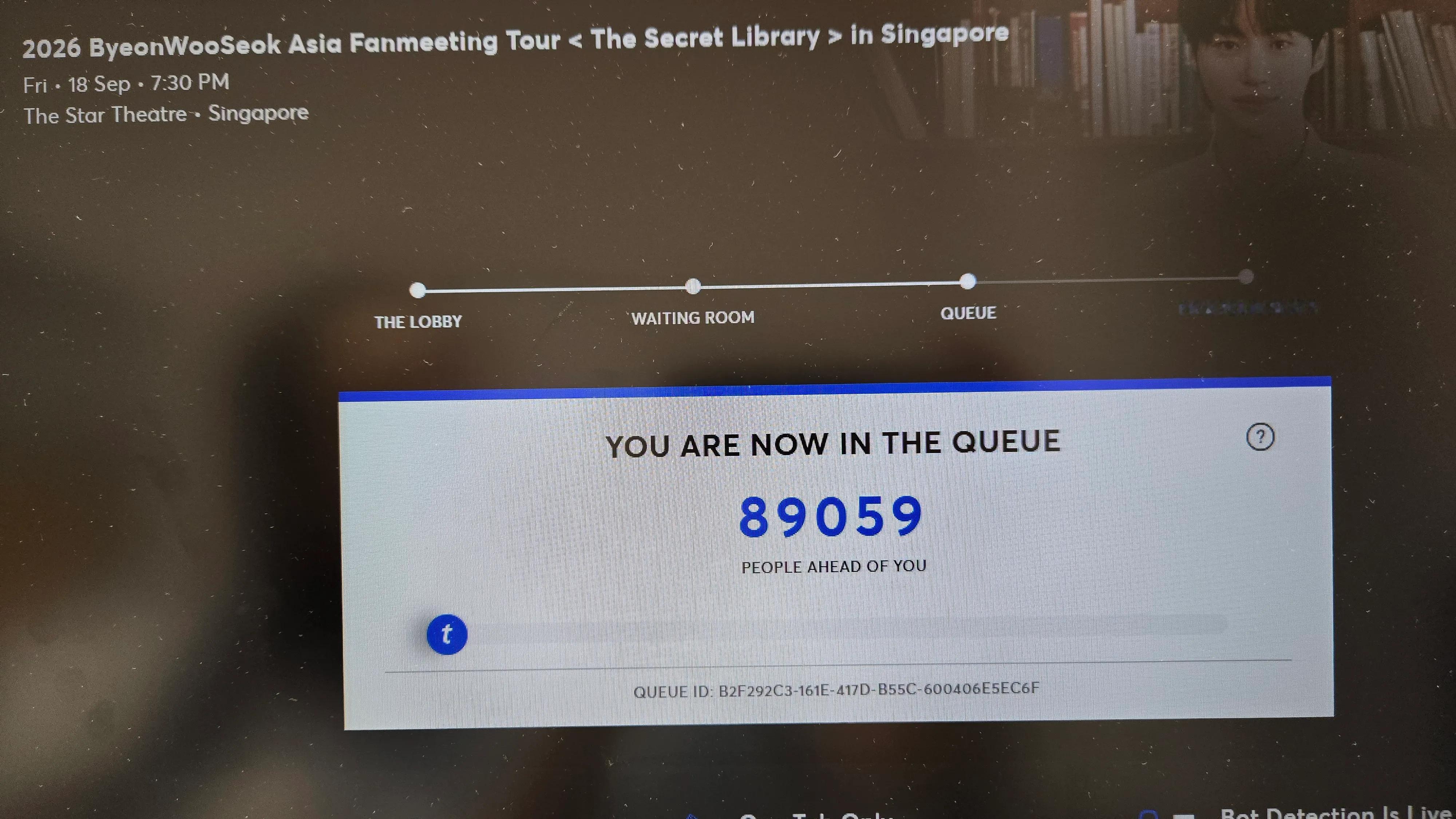 新加坡场的排队人数，这还只是会员购而已，边佑锡这辈子都糊不了