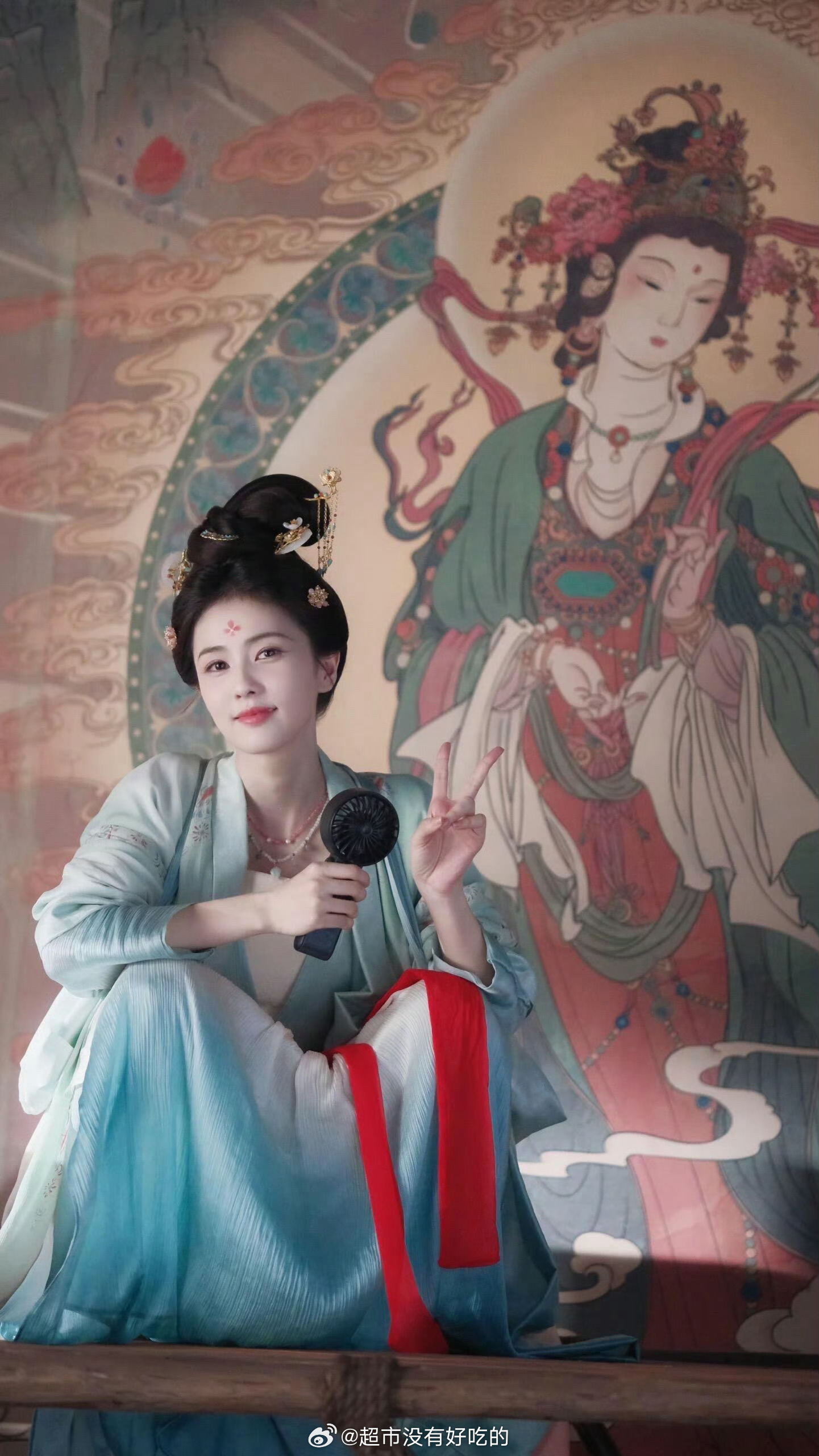 再看一遍，还是感慨好美太会拍了白鹿《莫离》叶璃这组完全是神图啊，看不厌白鹿白鹿
