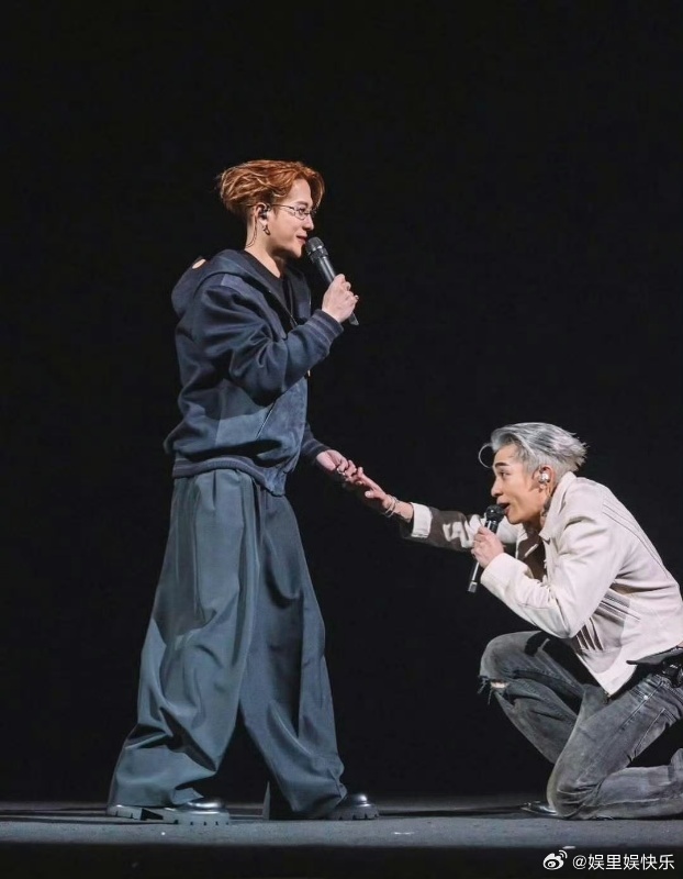 王嘉尔久违的中文歌 王嘉尔终于再唱中文情歌！《Deadend（活该）》里他的嗓音