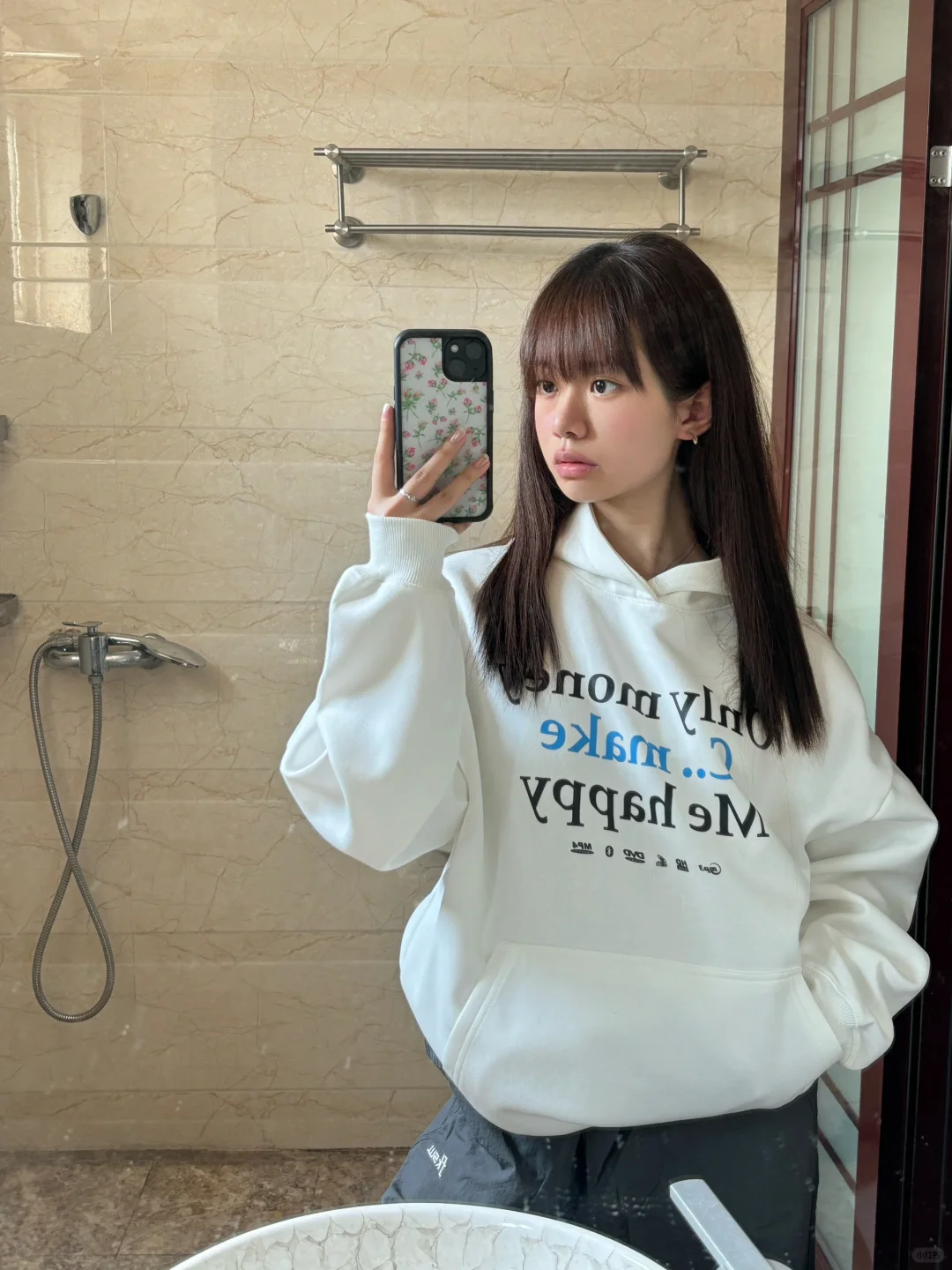 报告！今天是休闲女孩