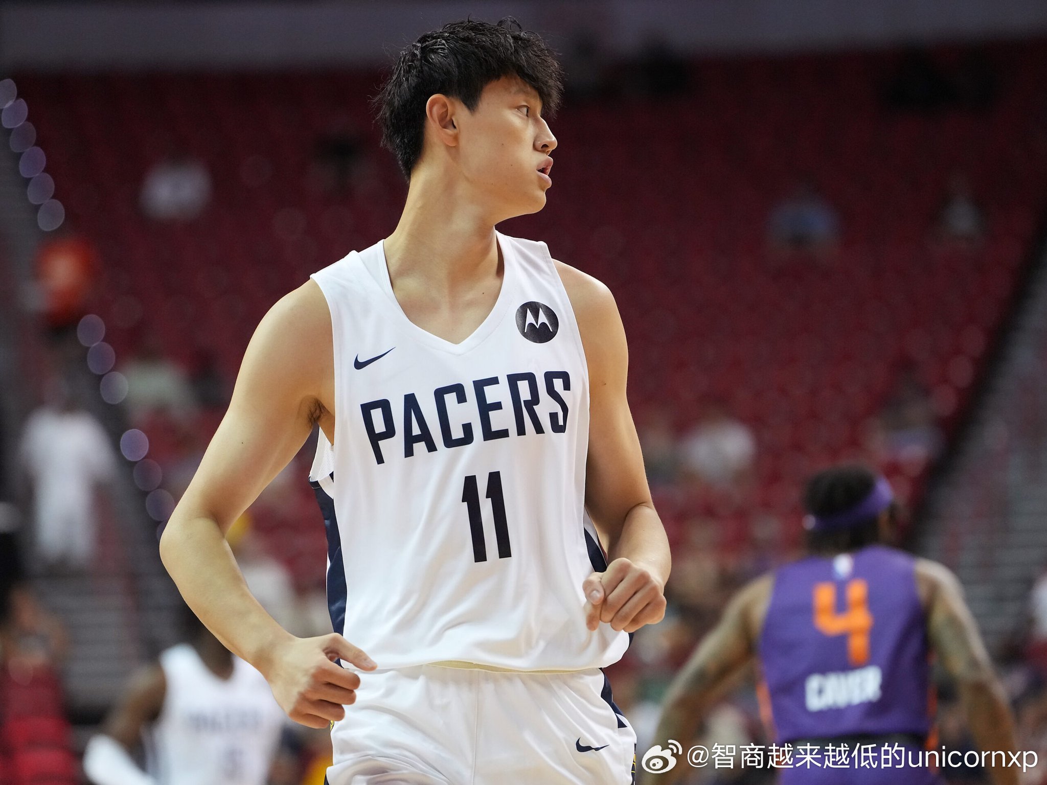风险系数高曾凡博：目前和篮网签得只是e10合同，未来有很多不确定性，先把伤病养好