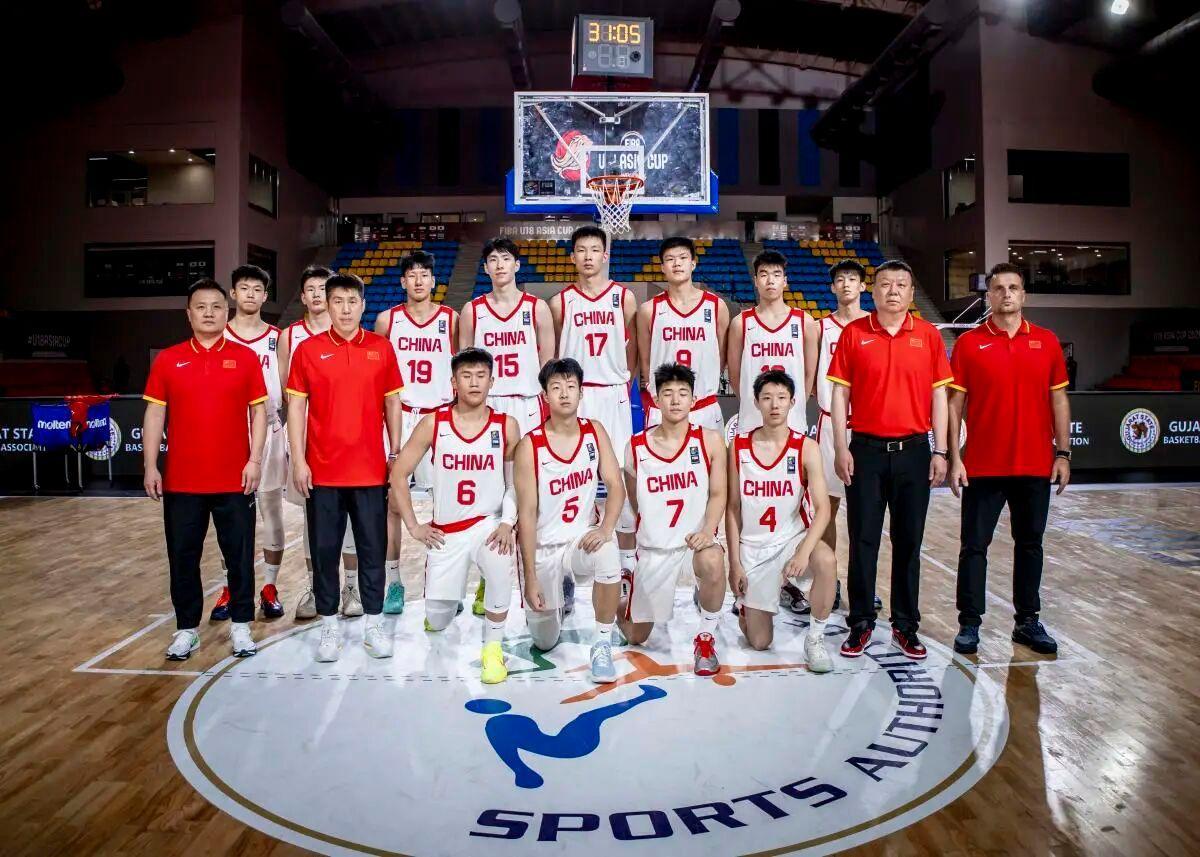 中国男篮之后，U18男篮再出战。接下来的五天里，2026年中国篮协“未来杯”国际