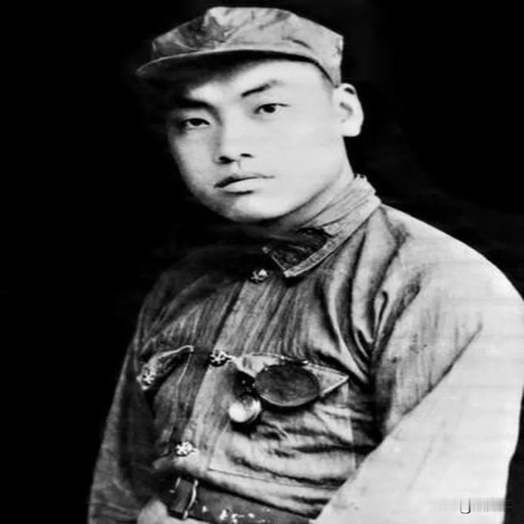 解放战争时期，李涛以其深厚的军事素养和高超的战略眼光，深得毛主席的信赖。每当关键