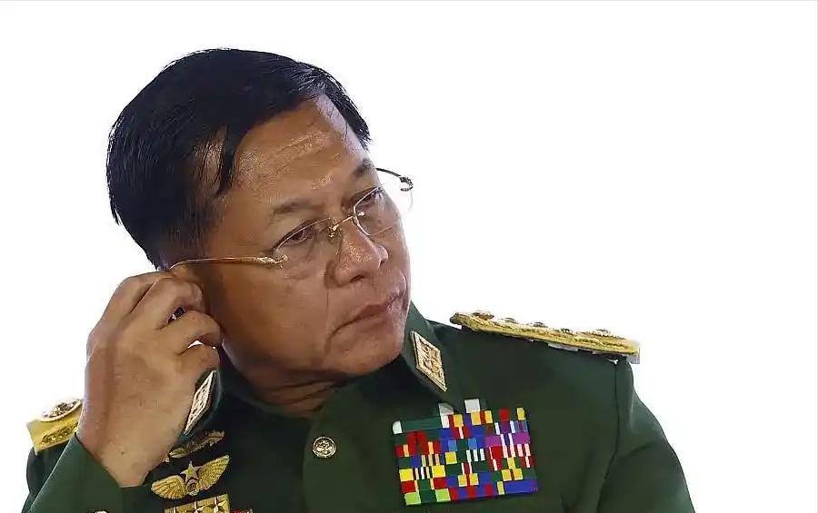 柬泰停火后，又一中国邻国突生巨变，领导人就此下台，出口中国的稀土要转卖美国？
 