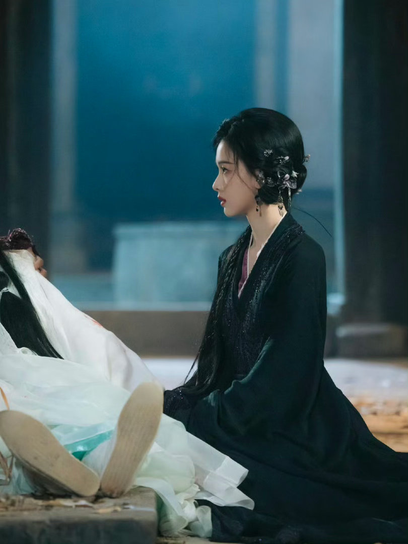 陈都灵工作室的文字好爱她 好的文案不是堆砌辞藻，是让人看完有共鸣。陈都灵工作室最