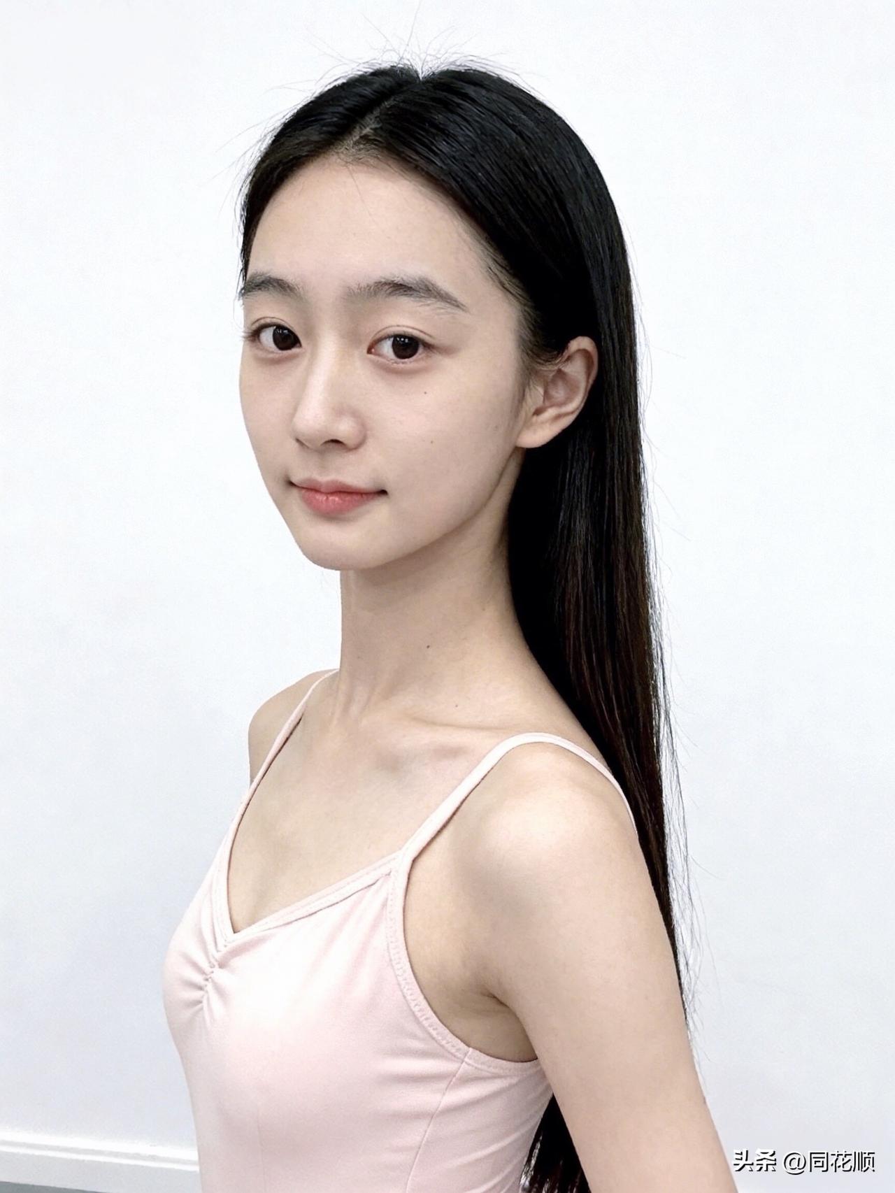 积攒一天的疲惫，放松一下吧[可爱][可爱]什么样的女生让人一见难忘?
