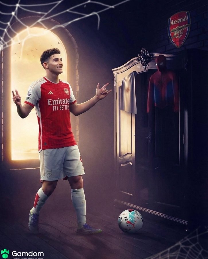 🕷据ESPN消息人士透露，阿森纳正考虑今夏引进阿尔瓦雷斯。（JamesOlle