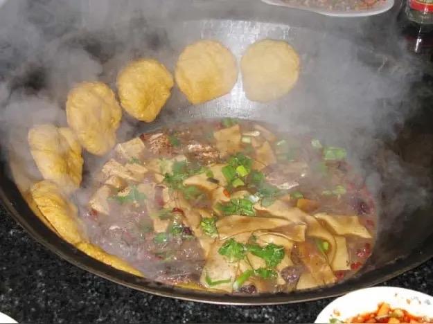 那些远去的日子12
那时候家里平时都吃什么饭菜
写着写着为啥我的眼里充满了泪水