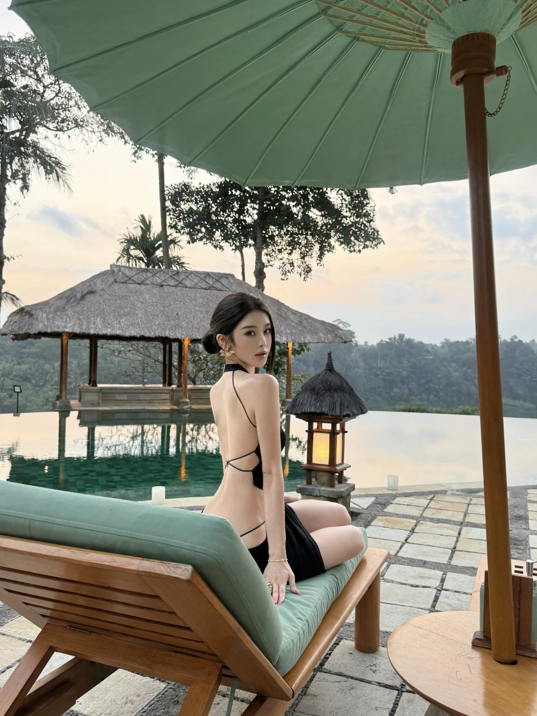 晓看天色暮看云🌾