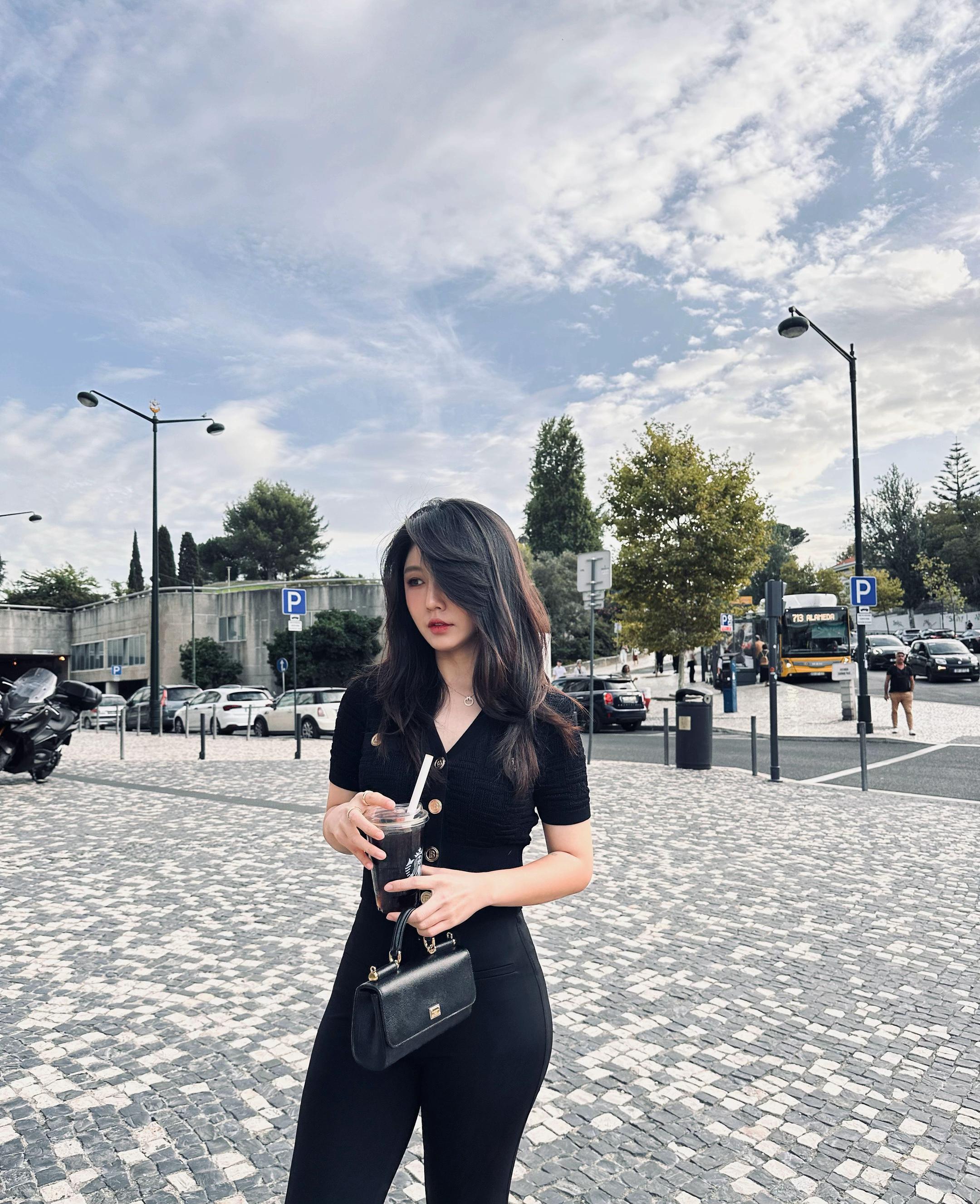 📷