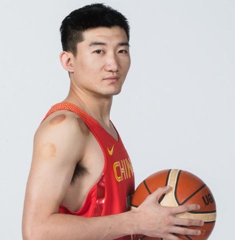 【在CBA 联盟中吉林籍球员很多，现役球员中个人能力出色的有以下几人。】孙明辉〔